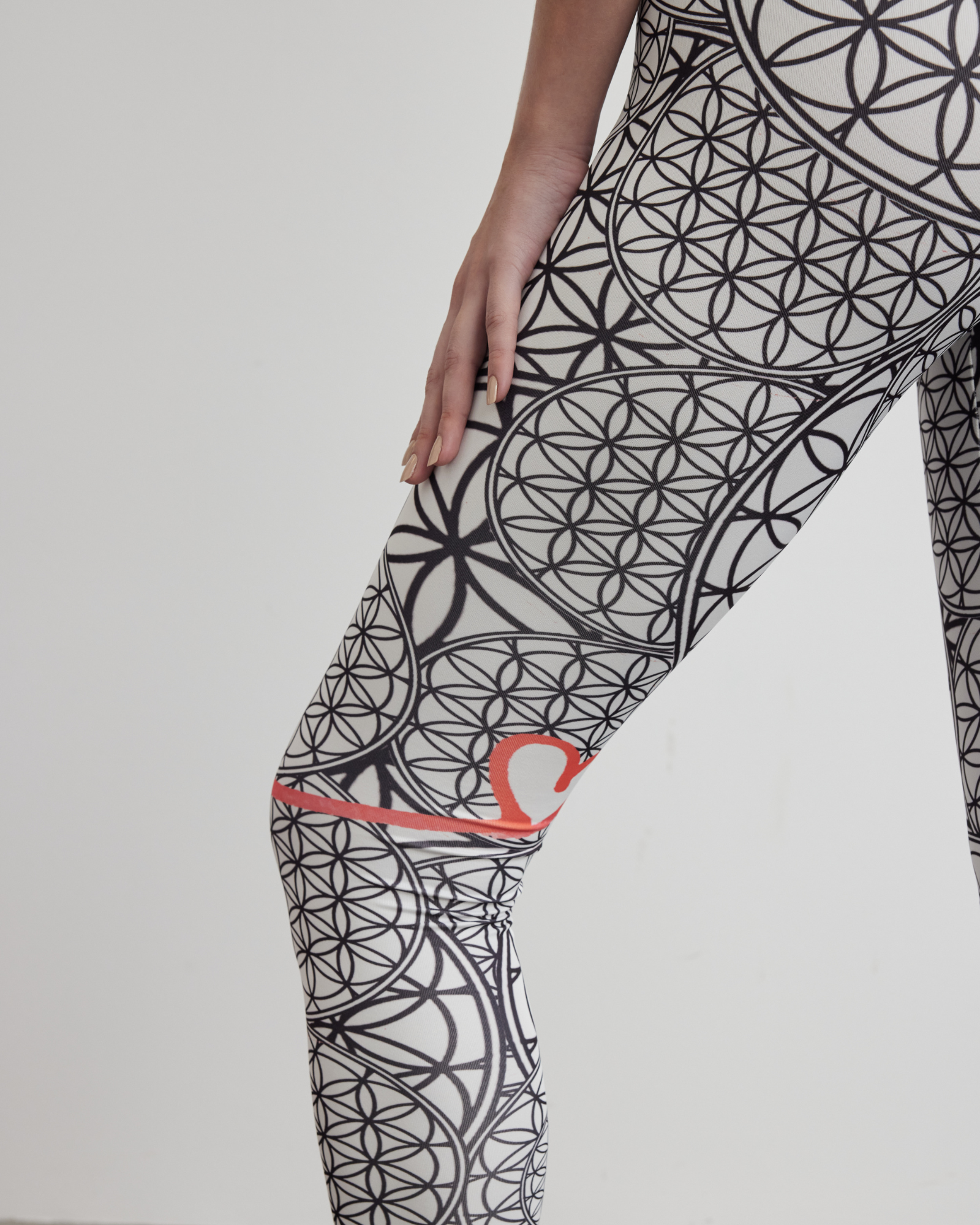 Recycled High Waist Legging | Goddess of Flower of Life White
